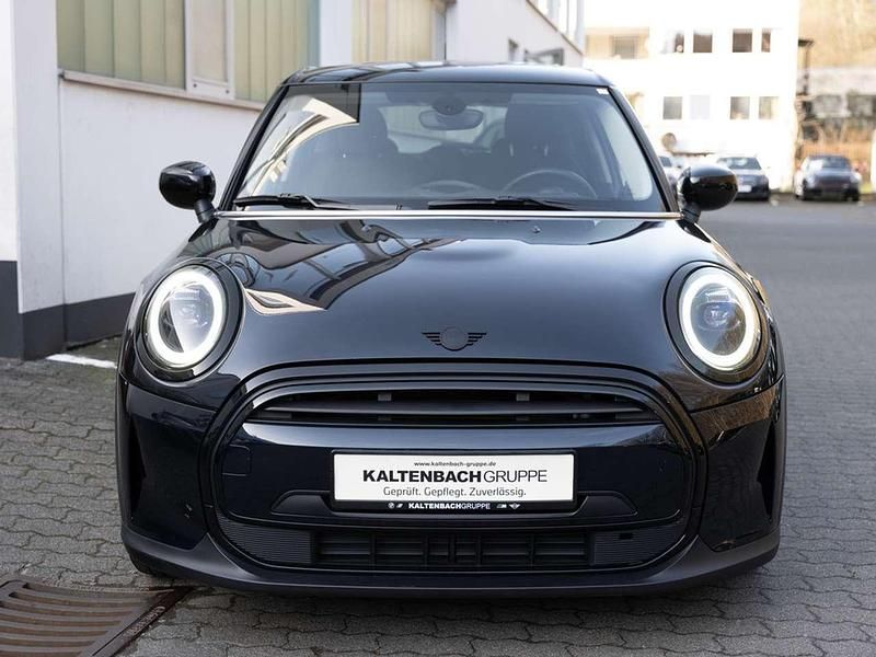 Gebraucht Mini Cooper Classic 136 PS (100 kW) 2022 Schwarz Kleinwagen