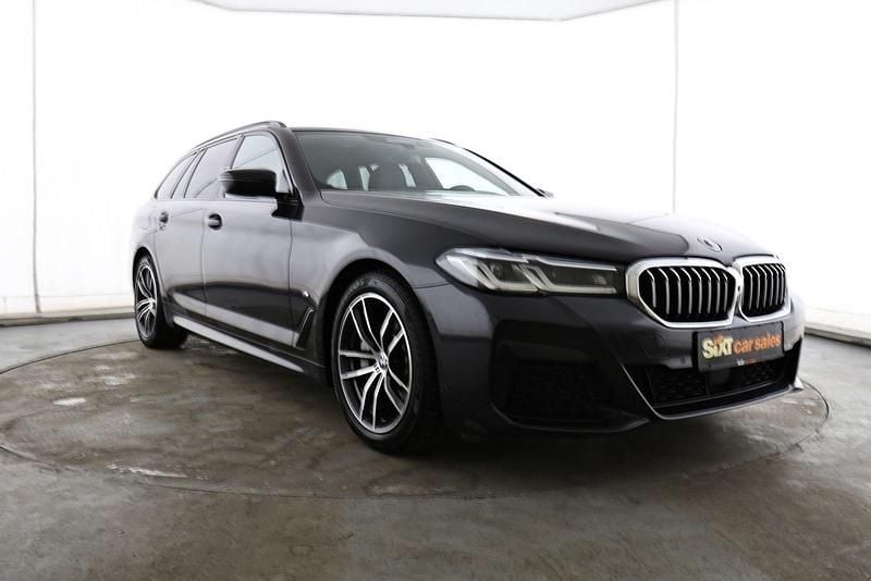 Grau Gebraucht 2023 BMW 530 M Sport Kombi | 36.880 € (Guter Preis) - Bild 1/4