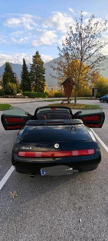 Gebraucht Alfa Romeo Spider 150 PS (110 kW) 1997 Schwarz Cabrio