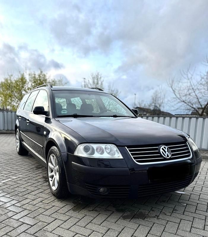 Gebraucht VW Passat Trendline 131 PS (96 kW) 2003 Schwarz Kombi