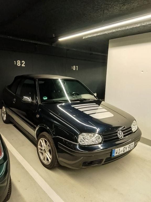 Blau Gebraucht 1999 VW Golf Cabriolet Classicline Cabrio | 2.999 € (Guter Preis) - Bild 1/4