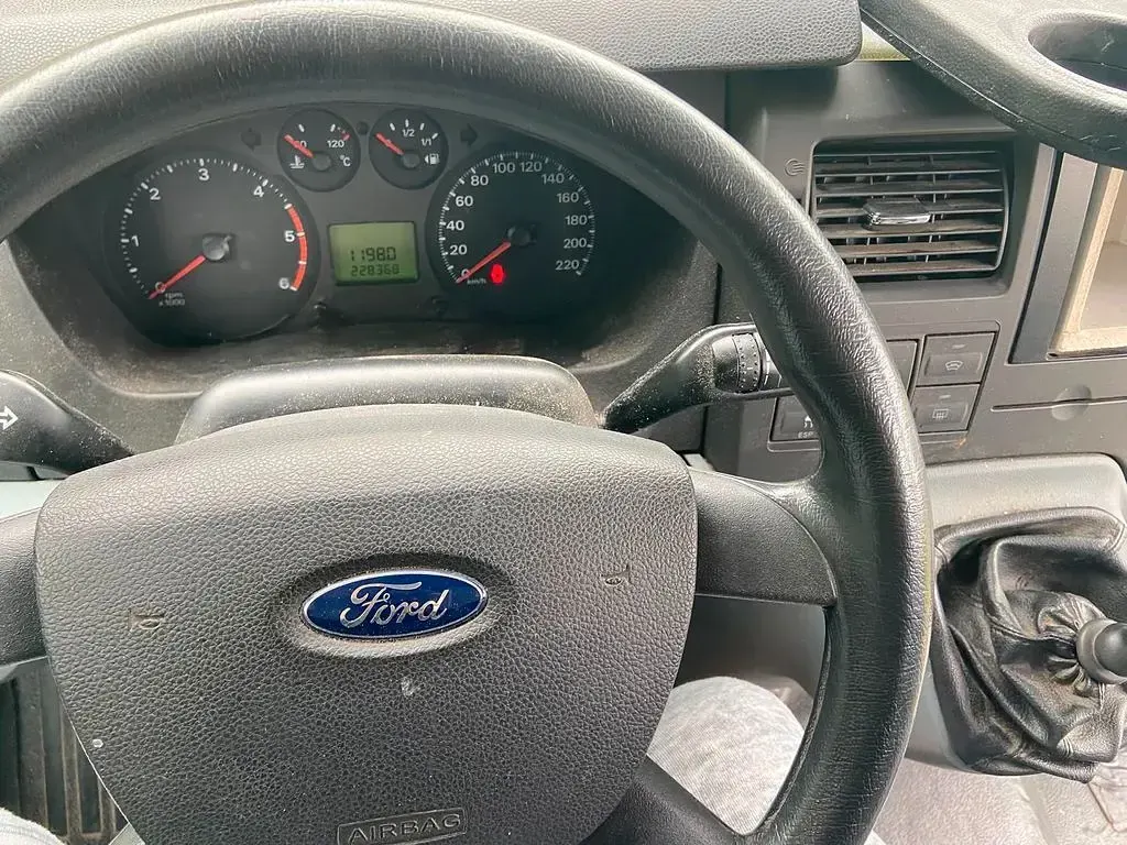 Gebraucht Ford Transit 101 PS (74 kW) 2013 Weiß Van / Kleinbus