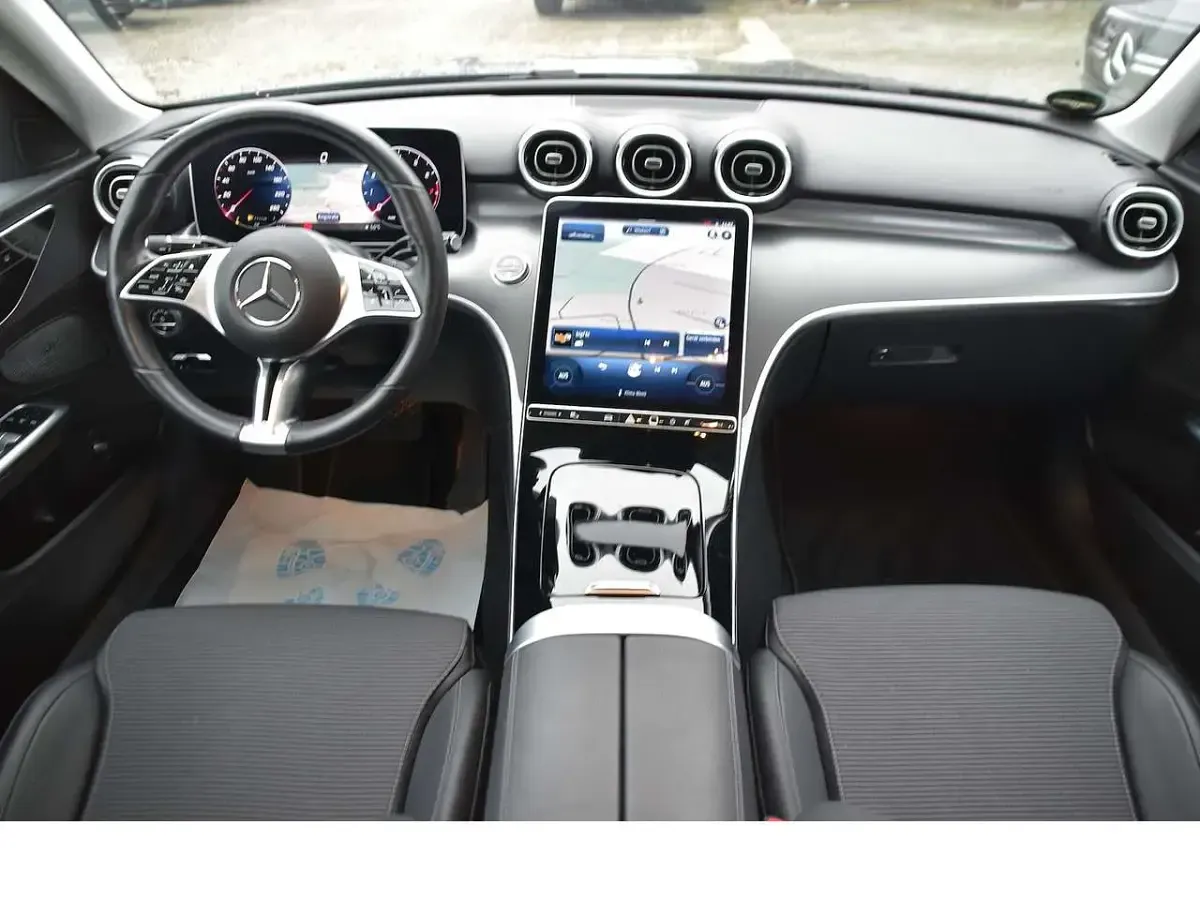 Gebraucht Mercedes C180 Advanced 170 PS (125 kW) 2024 Grau Limousine
