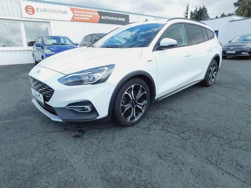 Gebraucht Ford Focus Active 150 PS (110 kW) 2020 Frostweiß Kombi