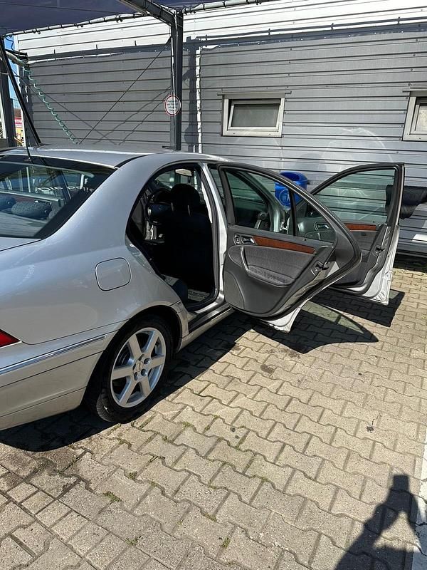 Gebraucht Mercedes C220 170 PS (125 kW) 2002 Silber Limousine