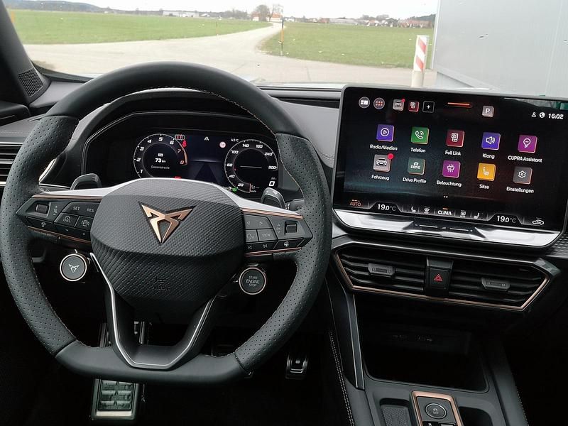 Neu Cupra Formentor 150 PS (110 kW) 2026 Graphenegrau SUV