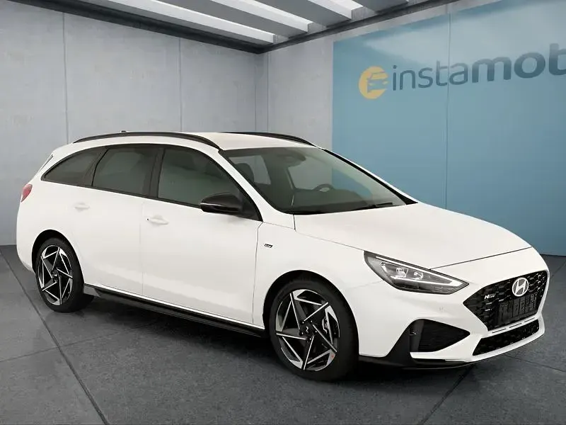 Neu Hyundai i30 150 PS (110 kW) 2026 Weiß Kombi