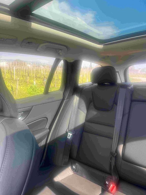 Gebraucht Volvo V60 Plus 197 PS (144 kW) 2025 Schwarz Kombi