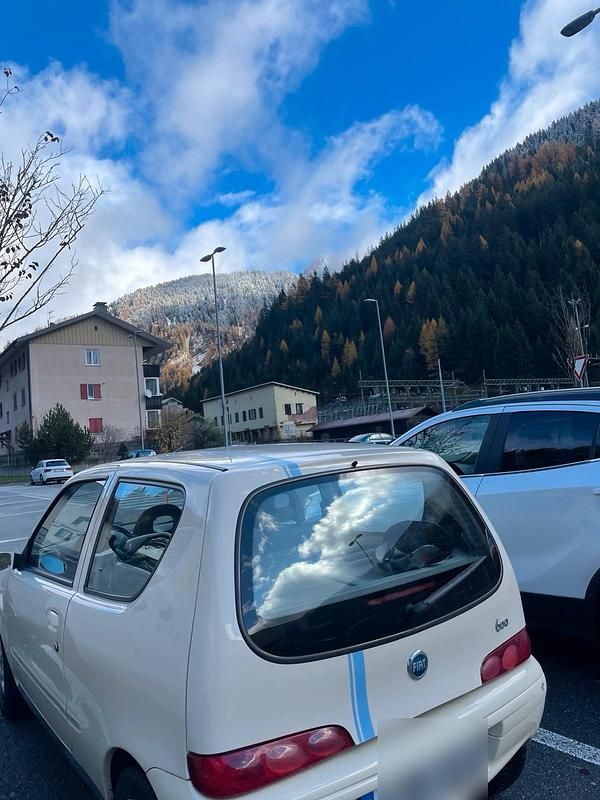 Grau Gebraucht 2006 Fiat Seicento Kleinwagen | 2.000 € (Etwas zu teuer) - Bild 1/4