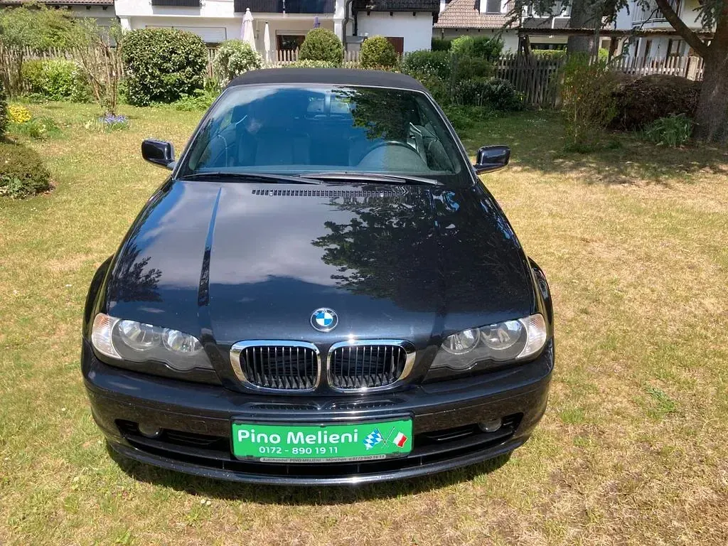 Gebraucht BMW 325 Cabriolet Sport Line 192 PS (141 kW) 2001 Schwarz Cabrio
