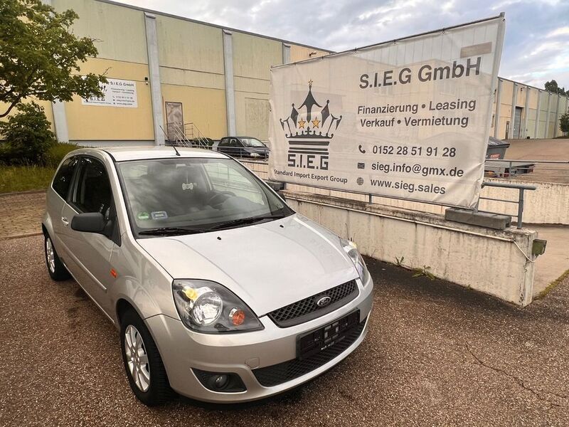 Silber Gebraucht 2008 Ford Fiesta Style Kleinwagen | 2.490 € (Fairer Preis) - Bild 1/4