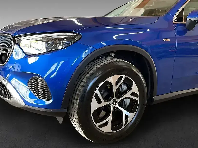 Gebraucht Mercedes GLC300e Avantgarde 313 PS (230 kW) 2025 Andere SUV