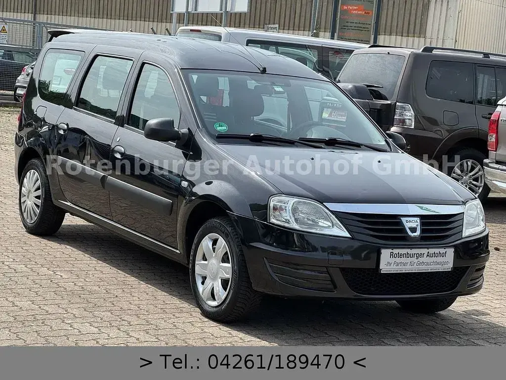 Gebraucht Dacia Logan 84 PS (61 kW) 2012 Schwarz Limousine