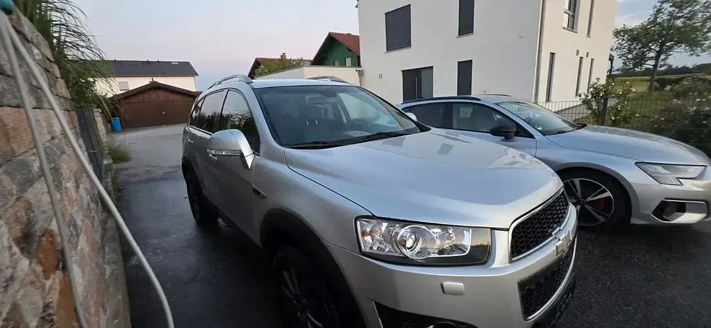 Gebraucht Chevrolet Captiva LTZ 184 PS (135 kW) 2012 Grau SUV