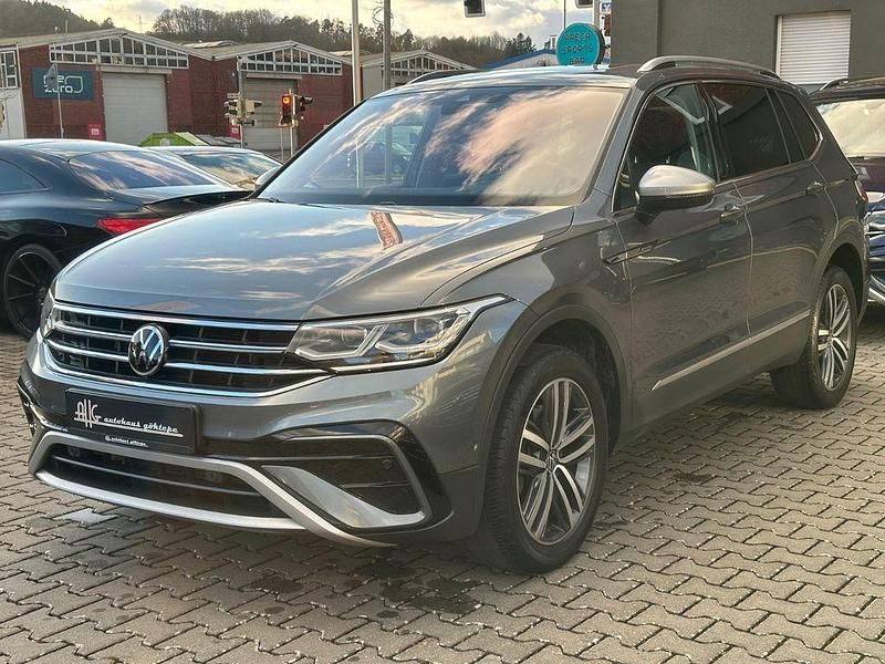 Gebraucht VW Tiguan Allspace 200 PS (147 kW) 2022 Grau SUV