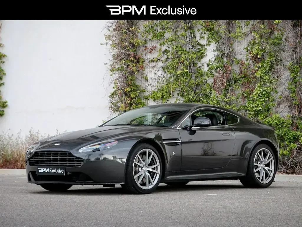 Second-hand Aston Martin V8 Vantage 2018 Gri Coupe