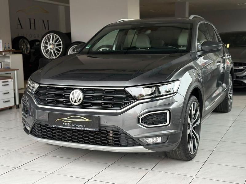 Grau Gebraucht 2017 VW T-Roc Sportline SUV | 20.990 € (Fairer Preis) - Bild 1/4
