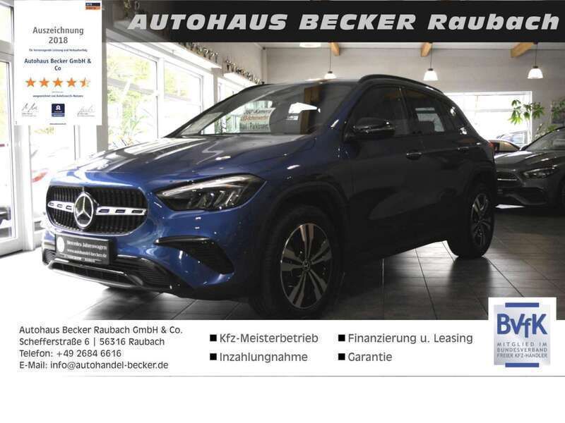 Spektralblaumetallic Gebraucht 2023 Mercedes GLA200 Night SUV | 37.990 € (Etwas zu teuer) - Bild 1/4