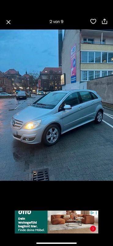 Gebraucht Mercedes B160 95 PS (69 kW) 2009 Silber Van / Kleinbus