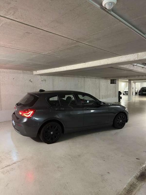 Gebraucht BMW 118 Advantage 136 PS (100 kW) 2015 Grau Kleinwagen