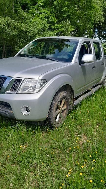 Silber Gebraucht 2013 Nissan Navara Abholung | 10.100 € (Superpreis) - Bild 1/4