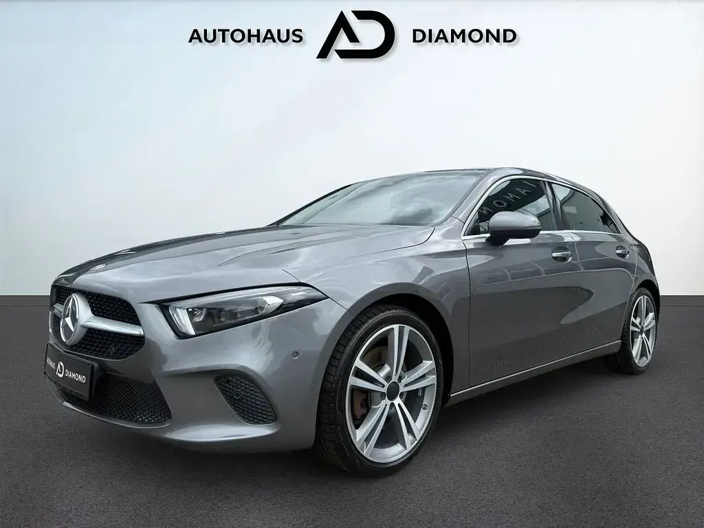 Gebraucht Mercedes A250 224 PS (164 kW) 2018 Grau Limousine