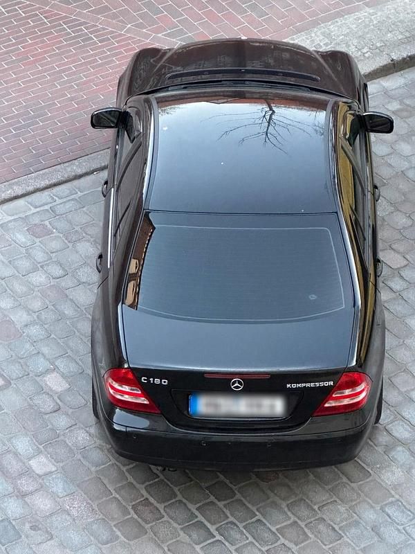 Gebraucht Mercedes C180 143 PS (105 kW) 2004 Schwarz Limousine