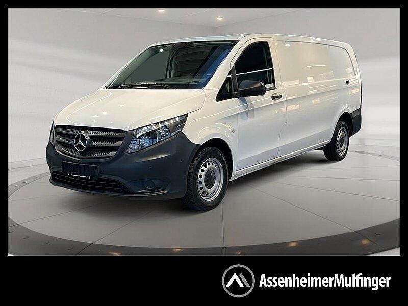 Arktikweiss Gebraucht 2023 Mercedes Vito Van / Kleinbus | 24.740 € - Bild 1/4