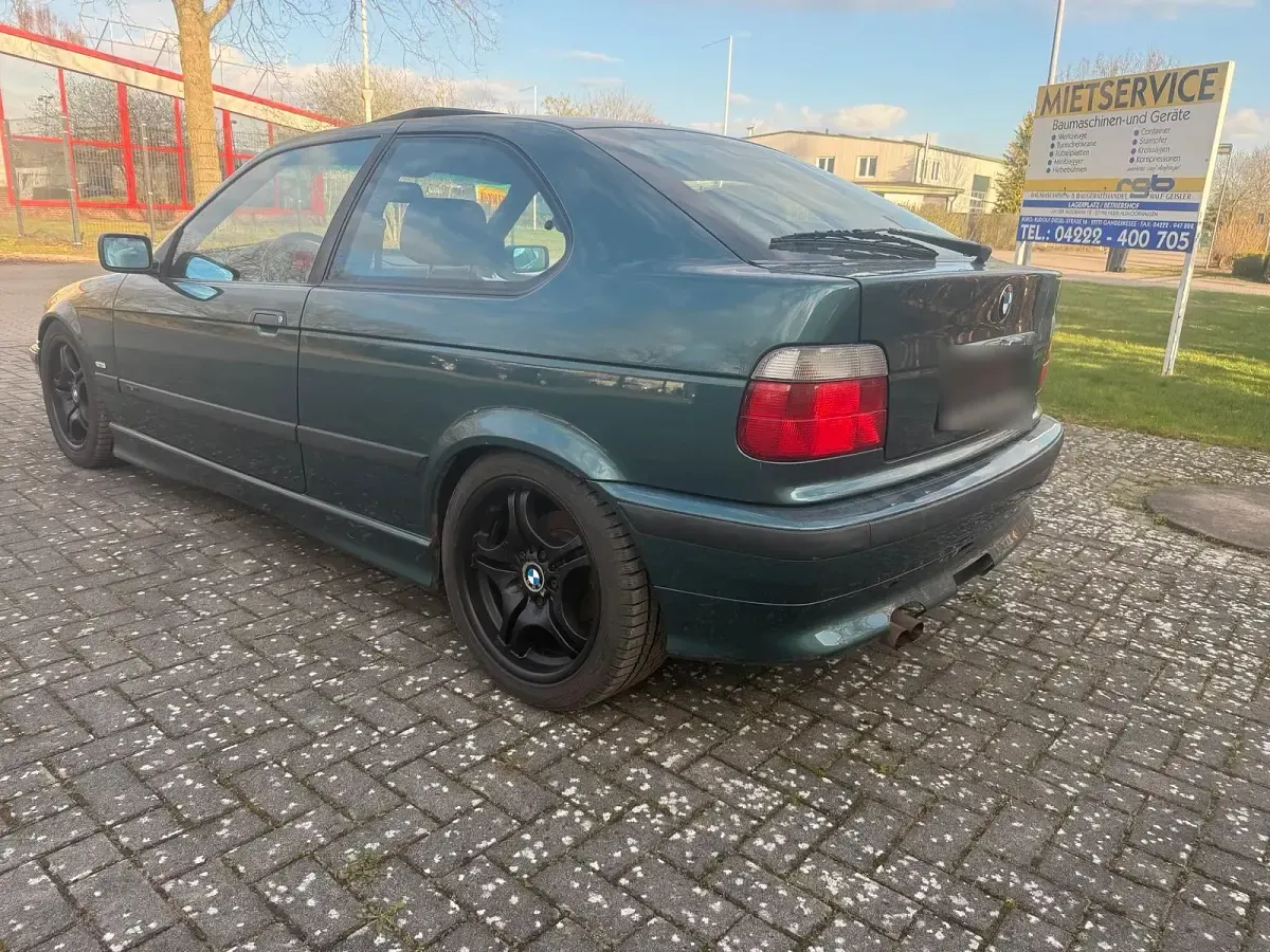 Gebraucht BMW 323 170 PS (125 kW) 1998 Grün Coupé