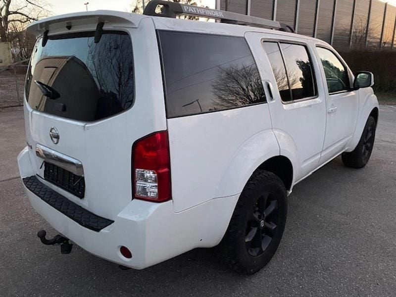 Gebraucht Nissan Pathfinder 171 PS (125 kW) 2008 Weiß SUV