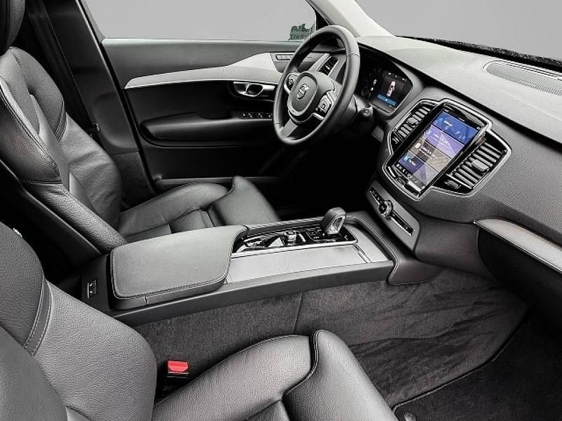 Gebraucht Volvo XC90 Core 250 PS (183 kW) 2023 Schwarz SUV