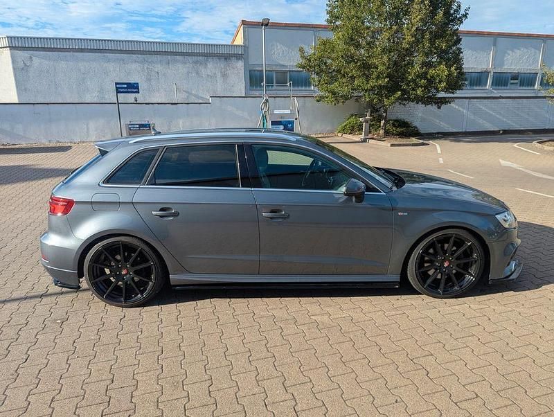 Gebraucht Audi A3 Sport 300 PS (220 kW) 2017 Grau Limousine
