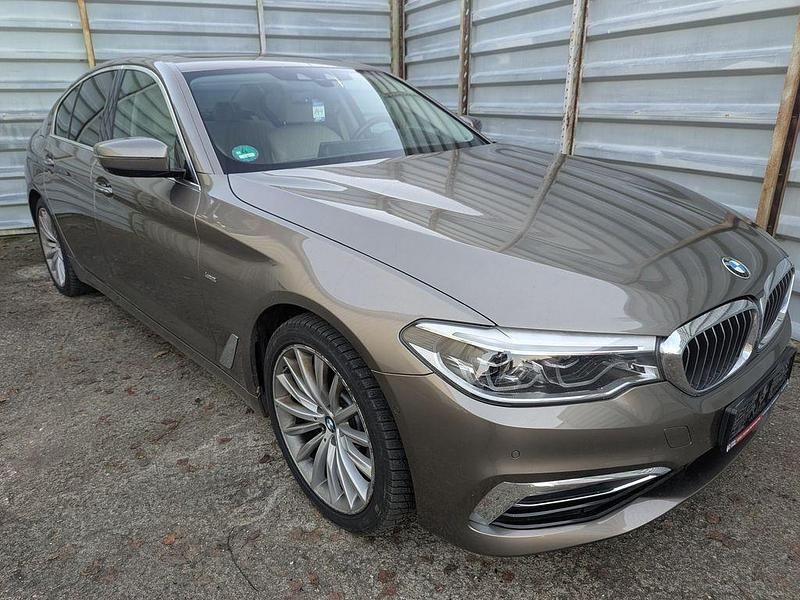 Gebraucht BMW 540 Luxury Line 340 PS (250 kW) 2017 Grün (metallic) Limousine