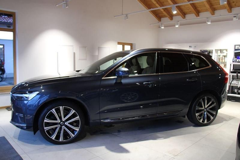 Gebraucht Volvo XC60 Ultimate 235 PS (172 kW) 2022 Blau SUV