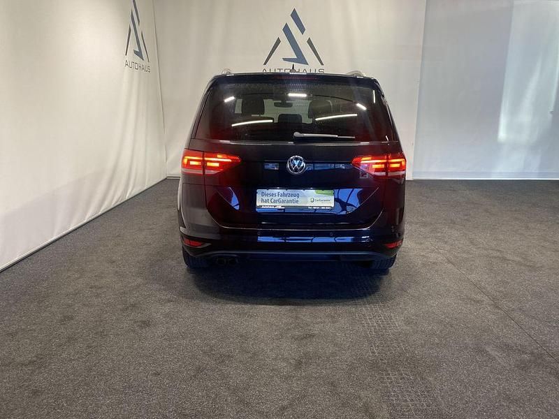 Gebraucht VW Touran Join 150 PS (110 kW) 2019 Schwarz Van / Kleinbus