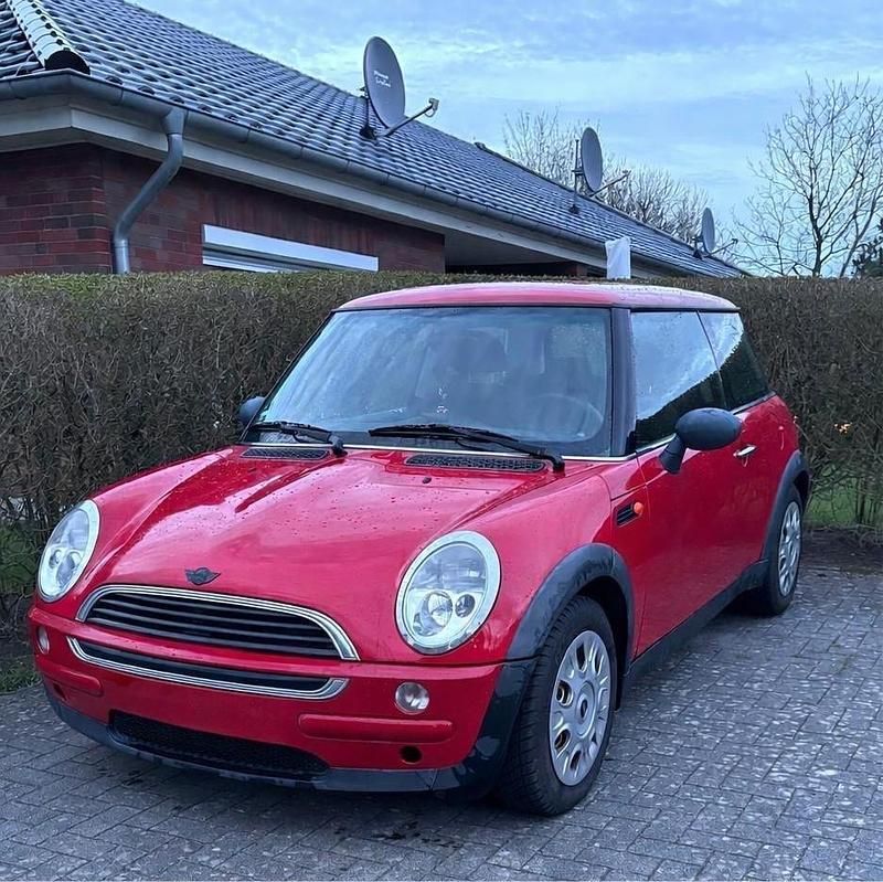 Gebraucht Mini ONE 90 PS (66 kW) 2002 Rot Kleinwagen