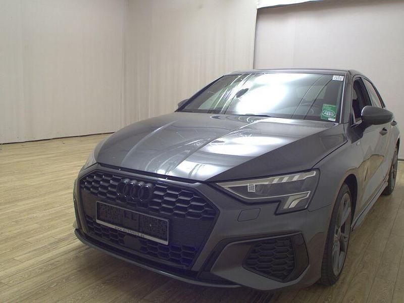 Gebraucht Audi A3 S-Line 150 PS (110 kW) 2022 Daytonagrau perleffekt Limousine