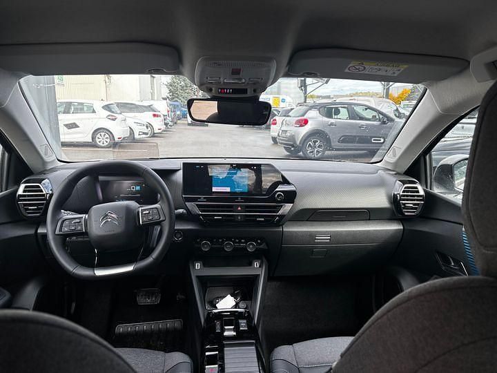 Schwarz Gebraucht 2023 Citroën e-C4 Shine Limousine | 21.800 € (Guter Preis) - Bild 1/2