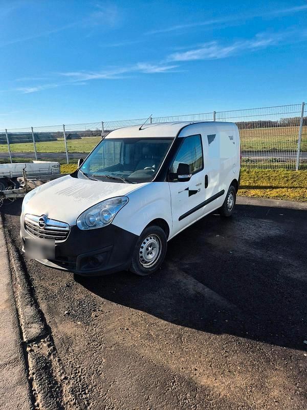 Gebraucht Opel Combo 90 PS (66 kW) 2013 Weiß Van / Kleinbus