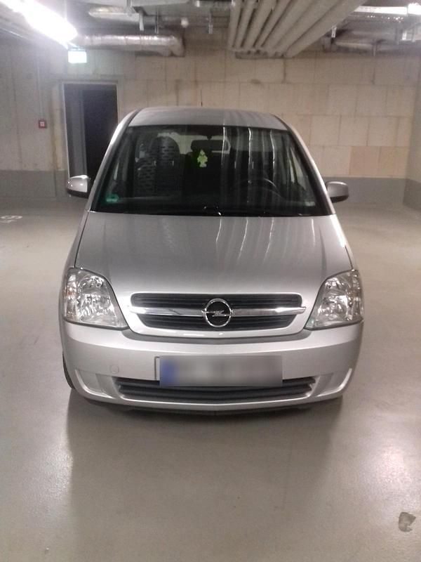 Silber Gebraucht 2005 Opel Meriva Van / Kleinbus | 2.650 € (Fairer Preis) - Bild 1/4