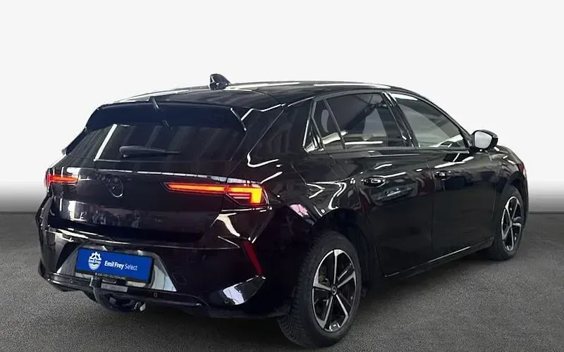 Gebraucht Opel Astra 131 PS (96 kW) 2025 Schwarz Kleinwagen