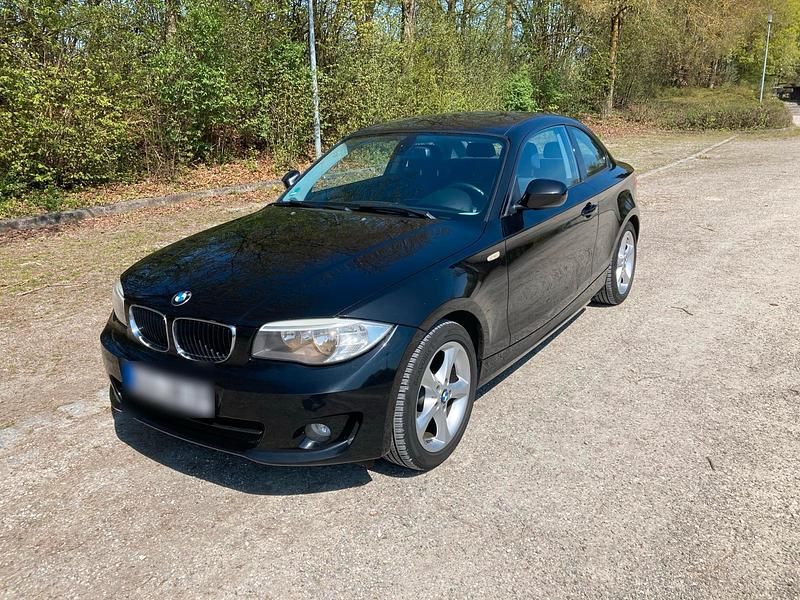 Gebraucht BMW 120 Coupé 177 PS (130 kW) 2011 Schwarz Coupé