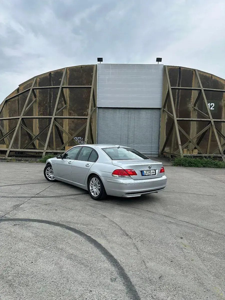 Brugt BMW 730 Performance 231 HK (169 kW) 2006 Sølv Sedan