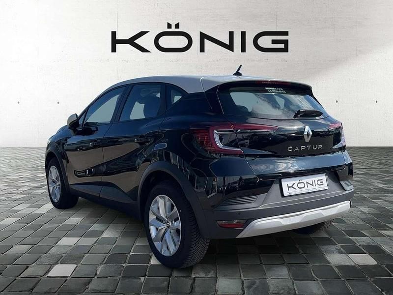 Używany Renault Captur Evolution 140 KM (102 kW) 2023 Czarny SUV