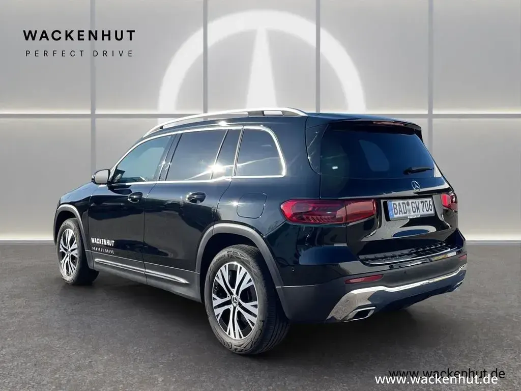 Gebraucht Mercedes GLB200 Advanced 150 PS (110 kW) 2025 Schwarz SUV