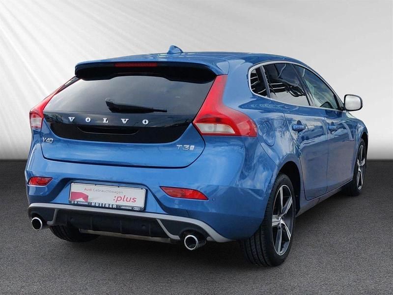 Gebraucht Volvo V40 R-Design 152 PS (111 kW) 2018 Blau Limousine