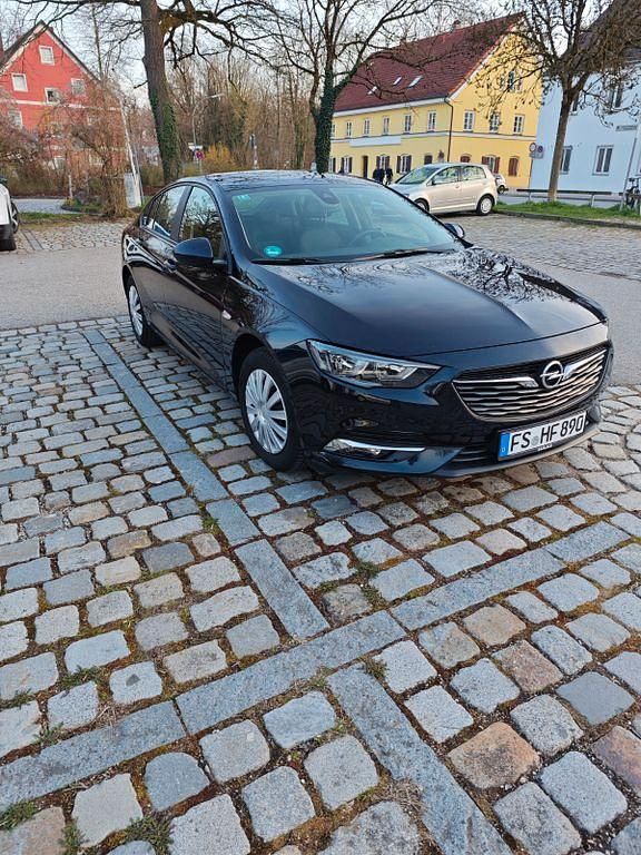 Gebraucht Opel Insignia Edition 140 PS (102 kW) 2017 Blau Limousine