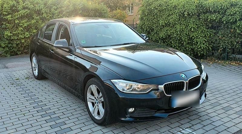 Gebraucht BMW 316 Performance 116 PS (85 kW) 2015 Schwarz Limousine