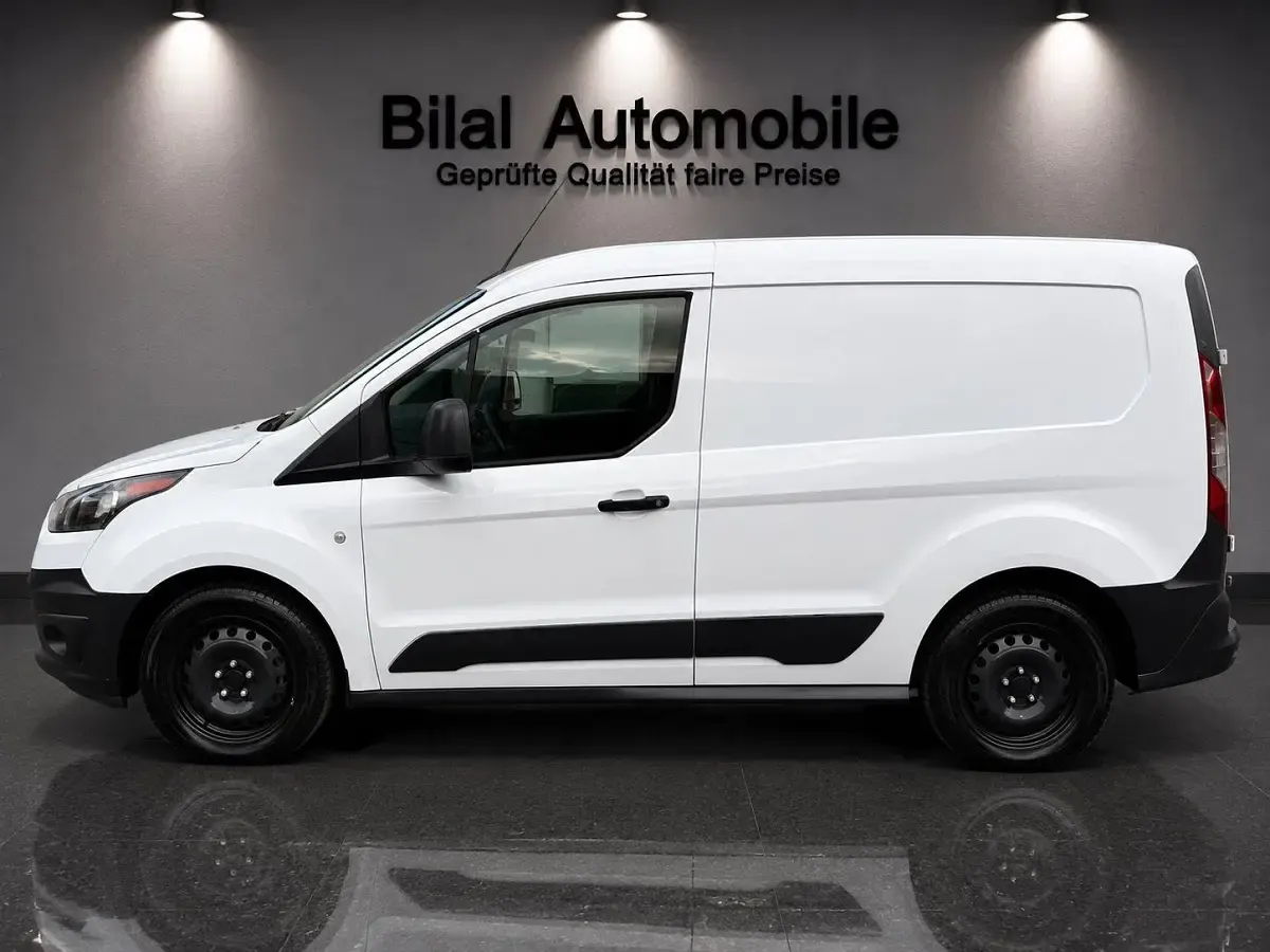 Gebraucht Ford Transit Connect 101 PS (74 kW) 2017 Weiß Van / Kleinbus
