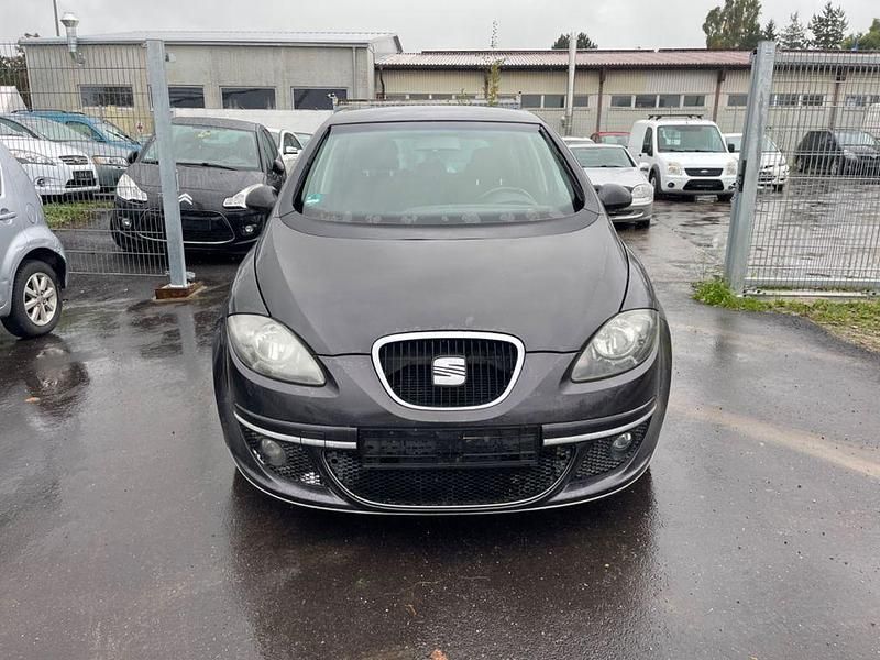 Schwarz Gebraucht 2005 Seat Altea Stylance Van / Kleinbus | 1.150 € (Superpreis) - Bild 1/4